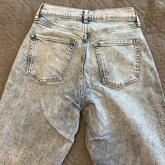 old navy jeans - Picture 2 of 3